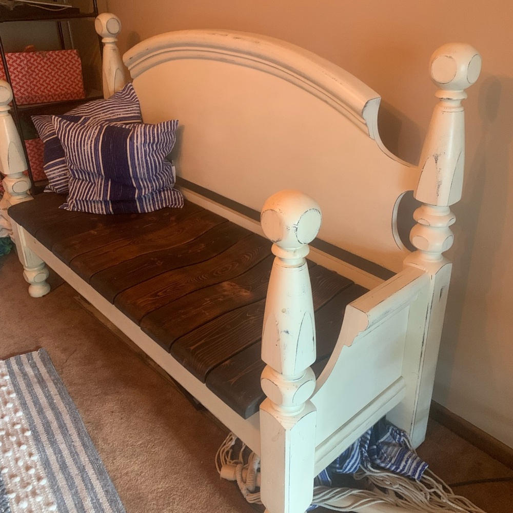 Indoor/outdoor Bench - Picture 2 of 3